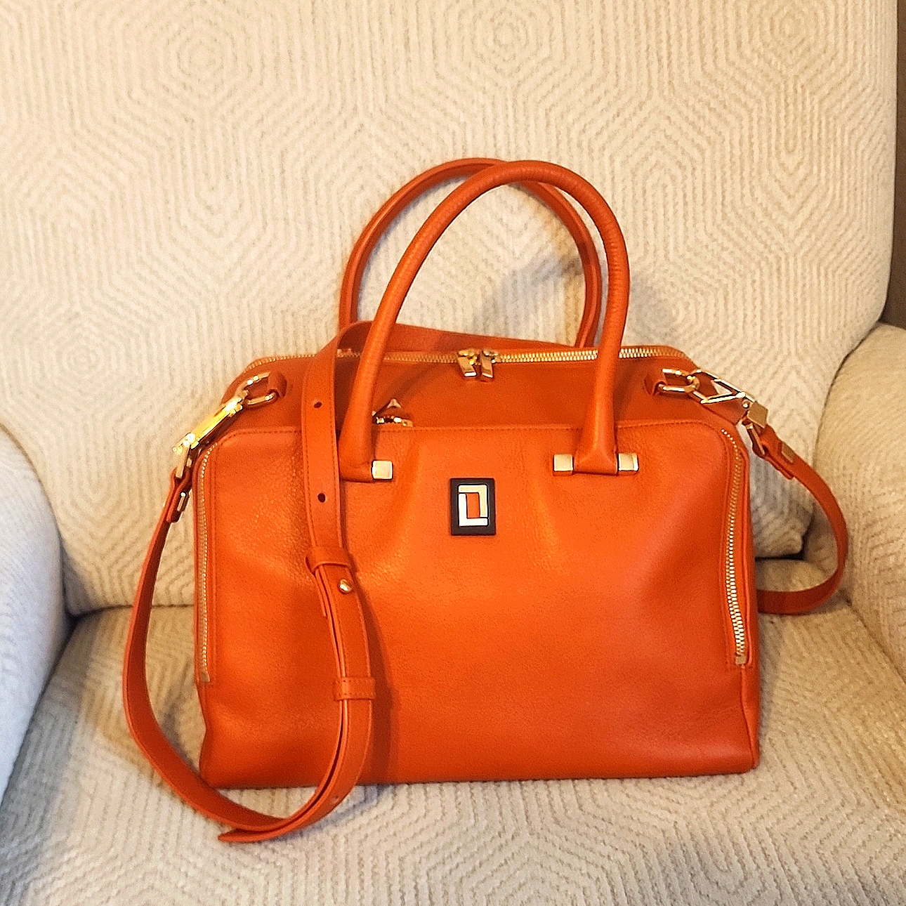 Luana Italian Leather Made In Italy Crossbody Or Shoulder Bag Lustrous Leather